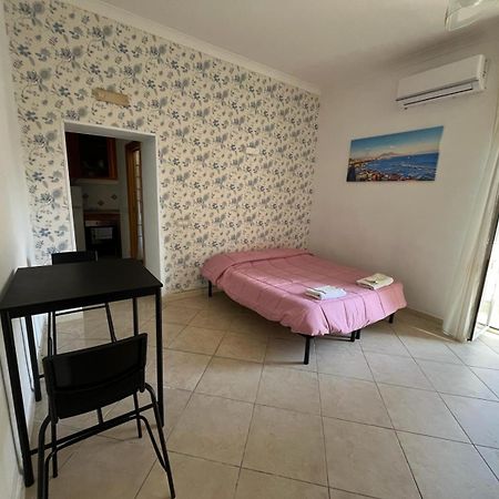 Casa Vacanza D&M Apartment Napoli Exterior foto