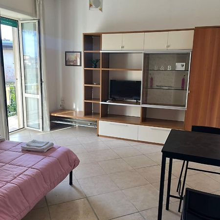 Casa Vacanza D&M Apartment Napoli Exterior foto